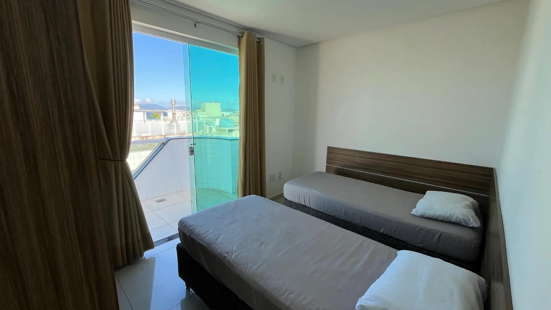 Cobertura Duplex Em Condominio De Luxo! - XI 401 Cabo Frio
